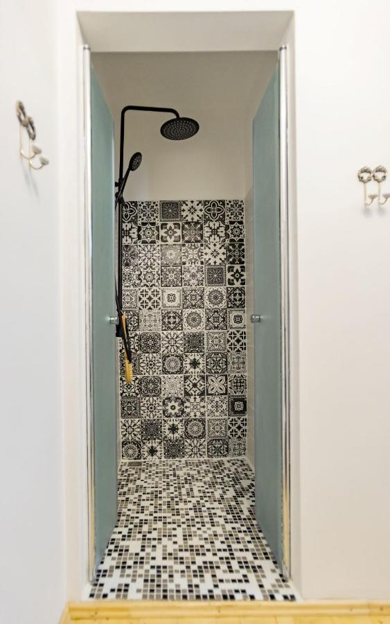 Apartman Charlotte v dome so studňou na streche Banská Štiavnica Esterno foto